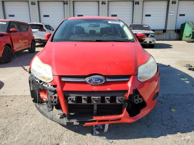Sedans FORD FOCUS 2014 Red