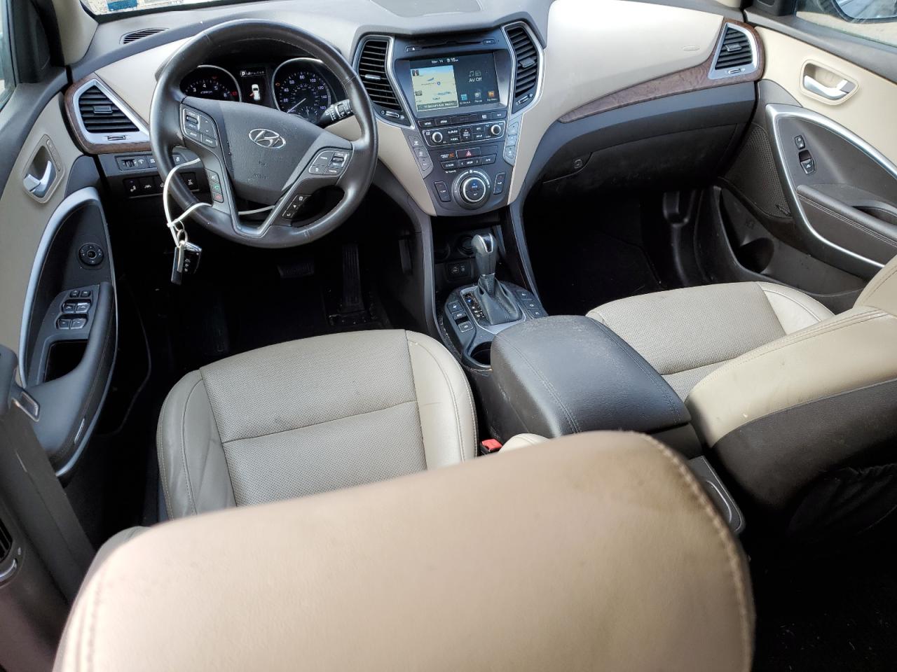 2017 Hyundai Santa Fe - Image 8