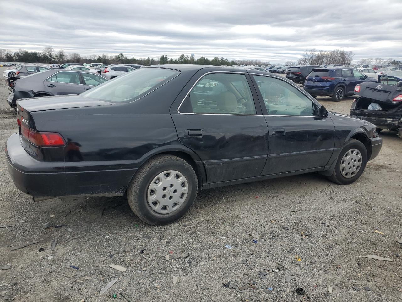 1999 Toyota Camry - Image 3