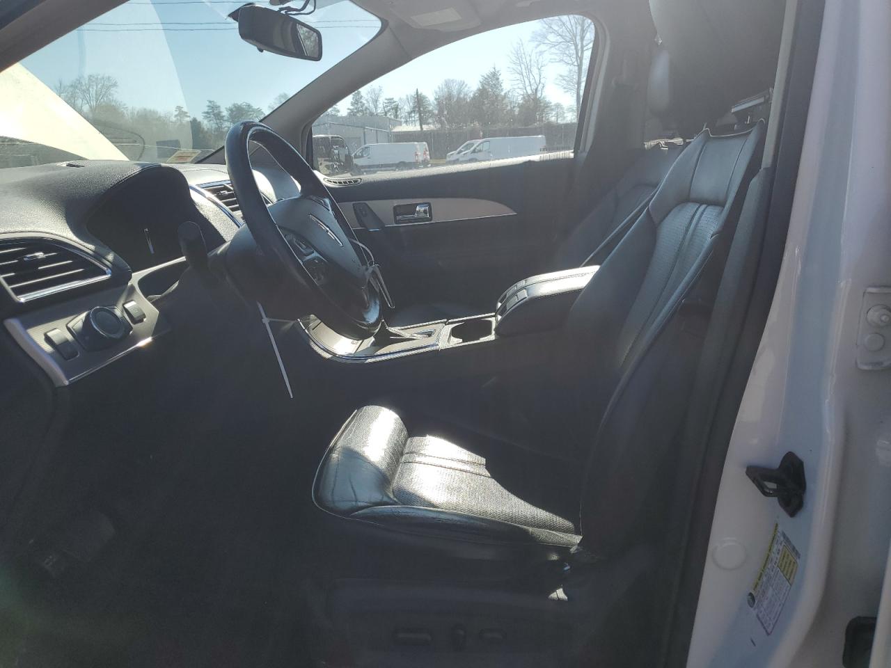 2012 Lincoln MKX - Image 7