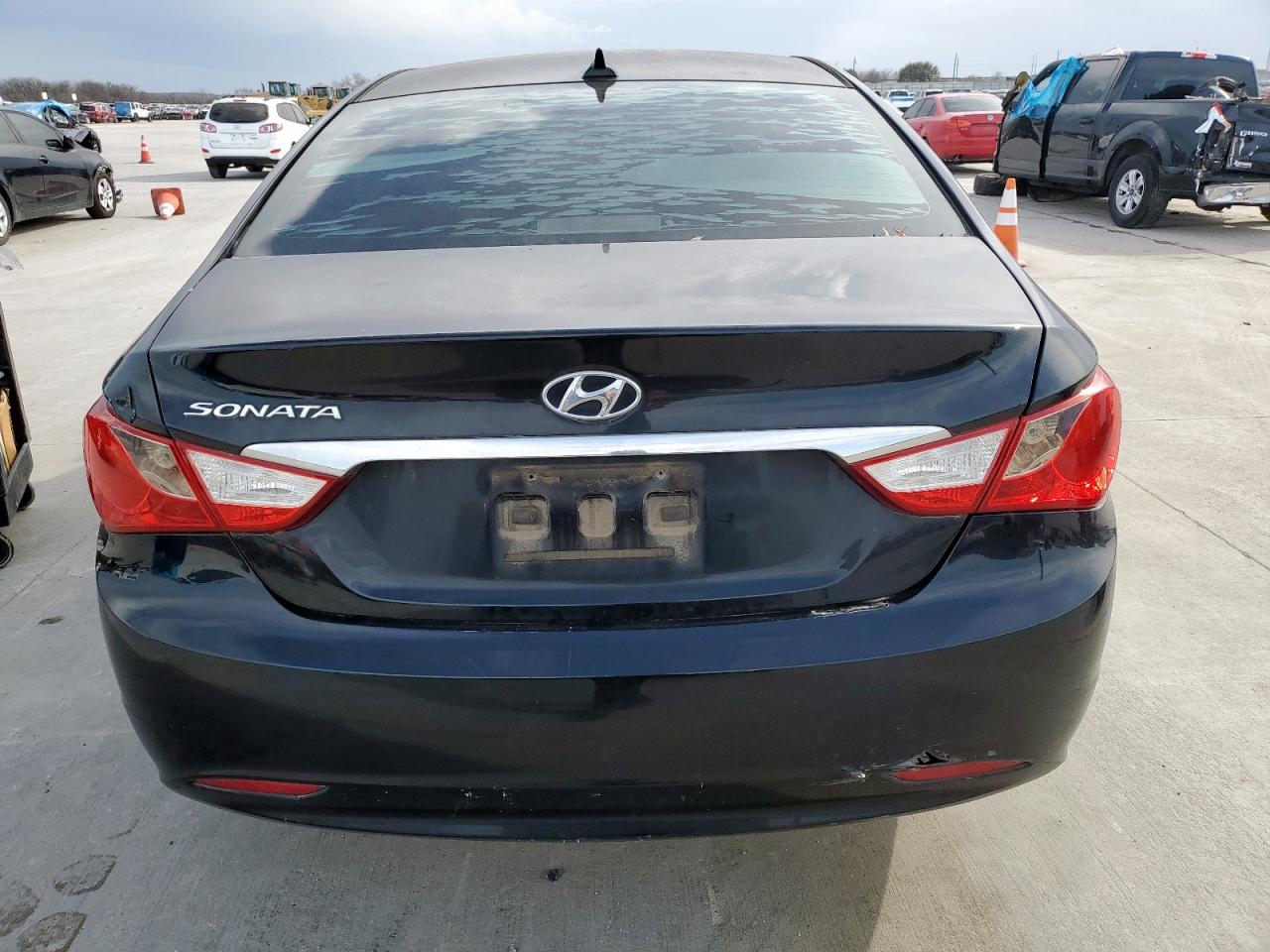 2013 Hyundai Sonata - Image 6