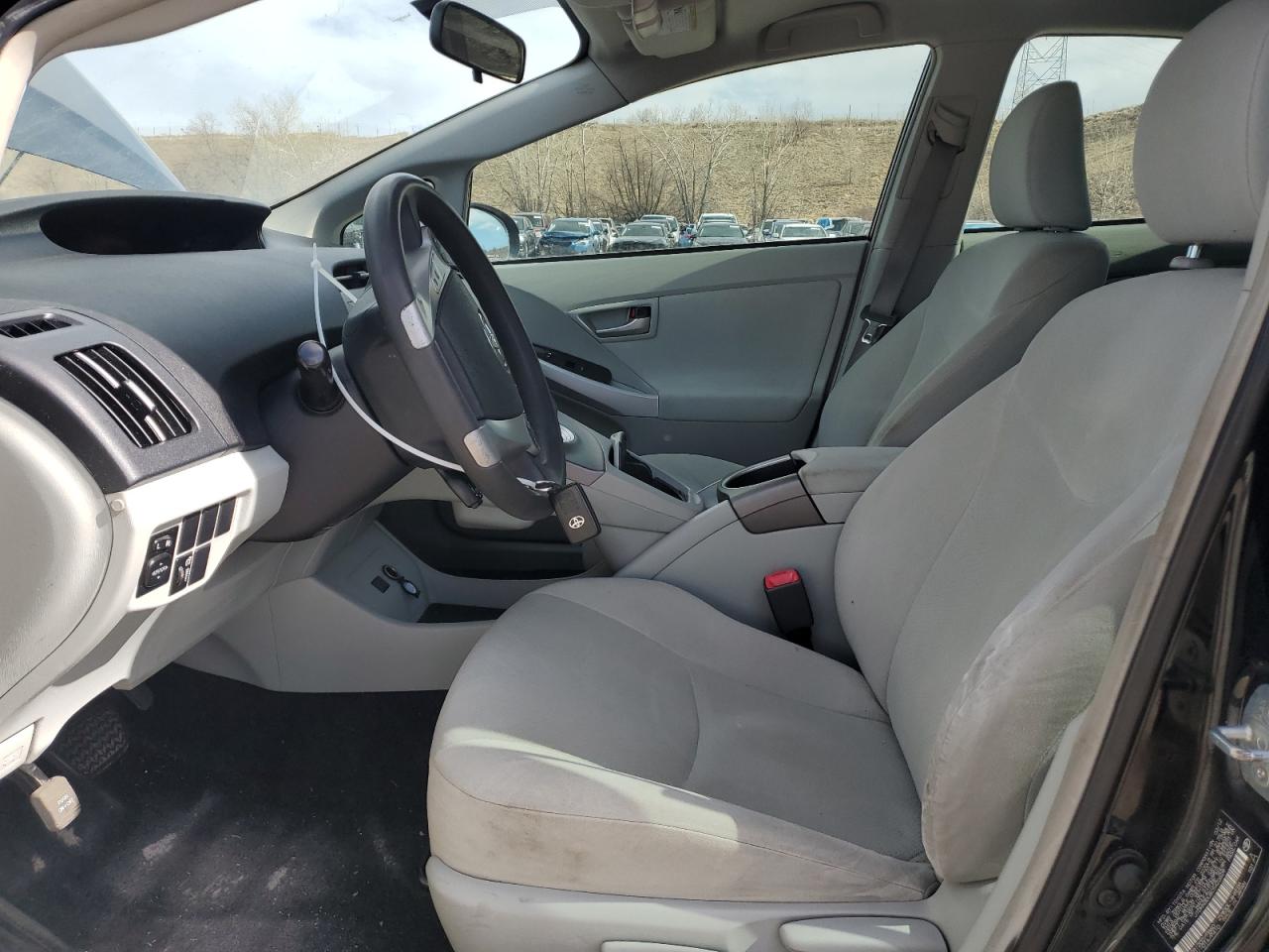 2012 Toyota Prius - Image 7