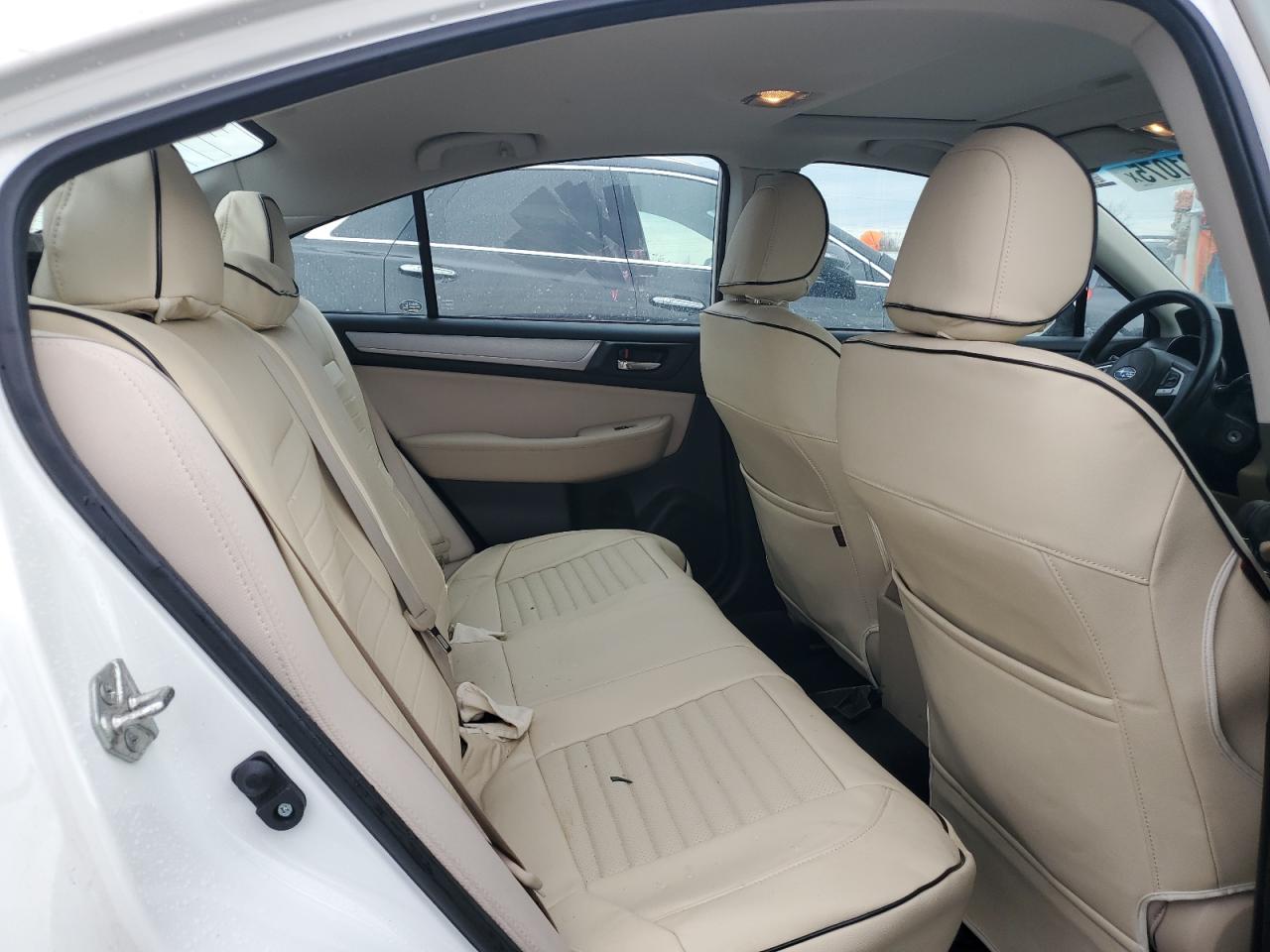 2015 Subaru Legacy - Image 10