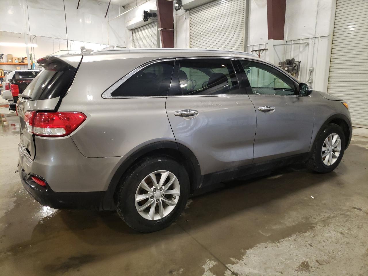 2017 Kia Sorento - Image 3