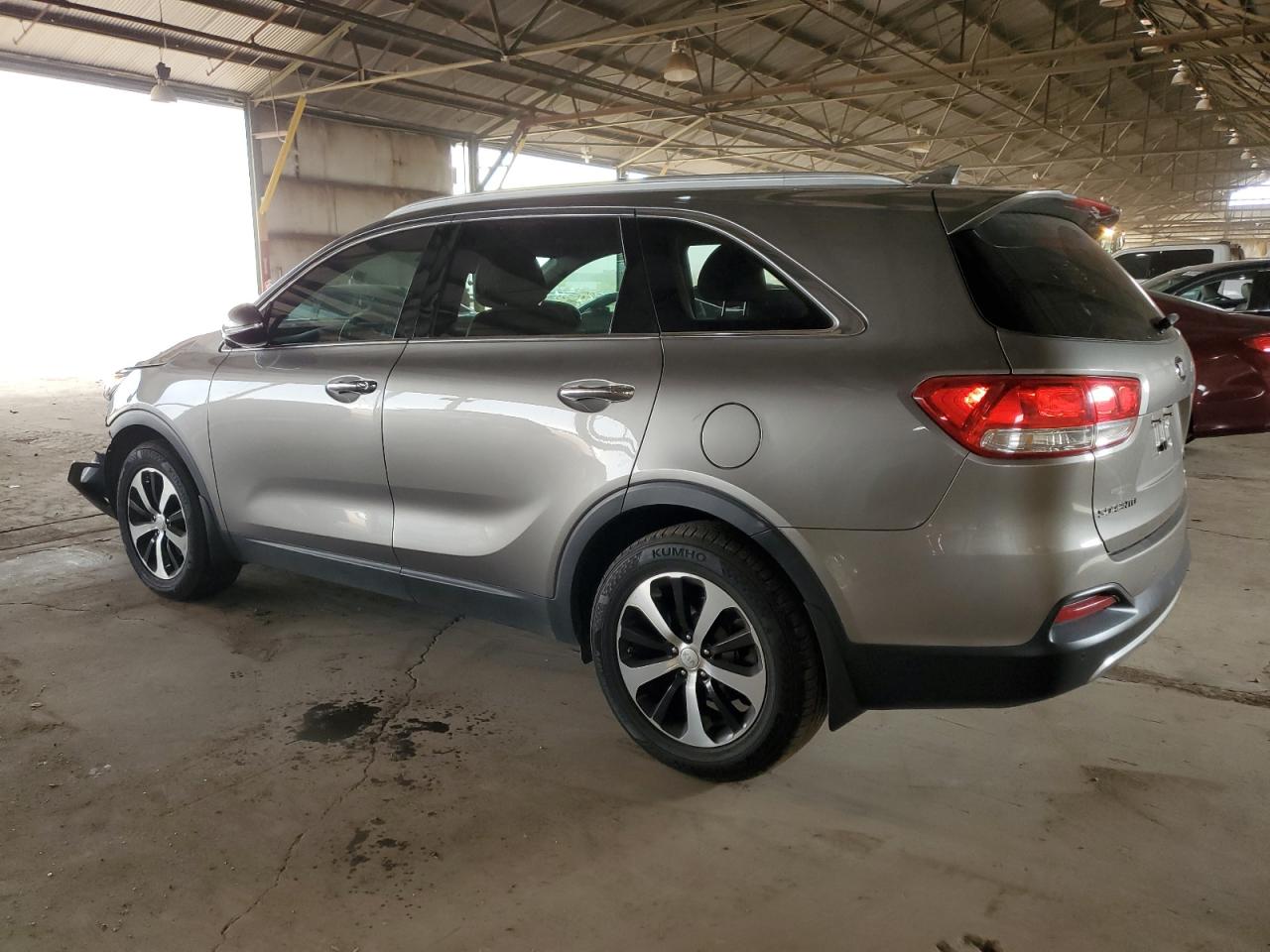 2016 Kia Sorento - Image 2