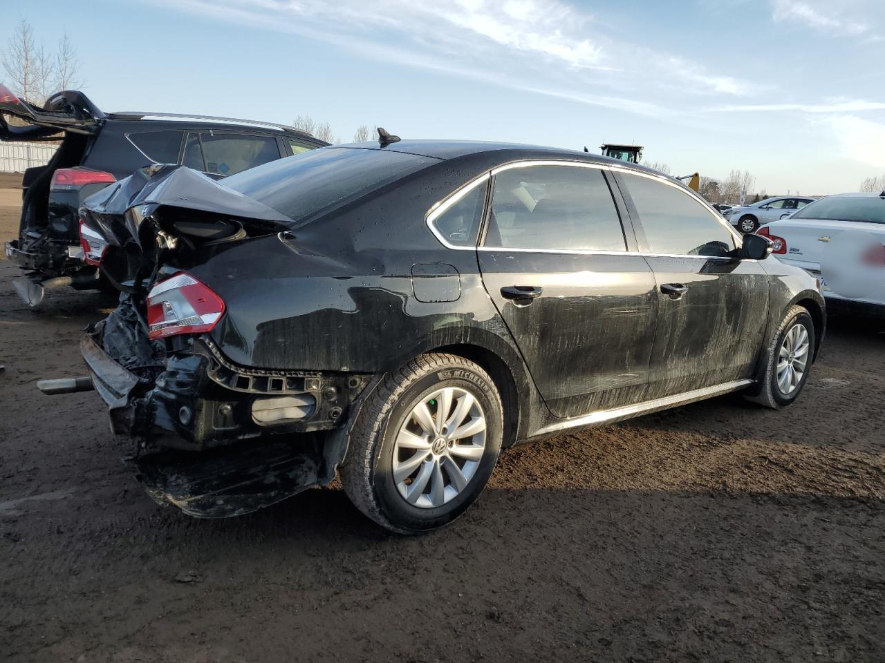 2015 Volkswagen Passat - Image 3
