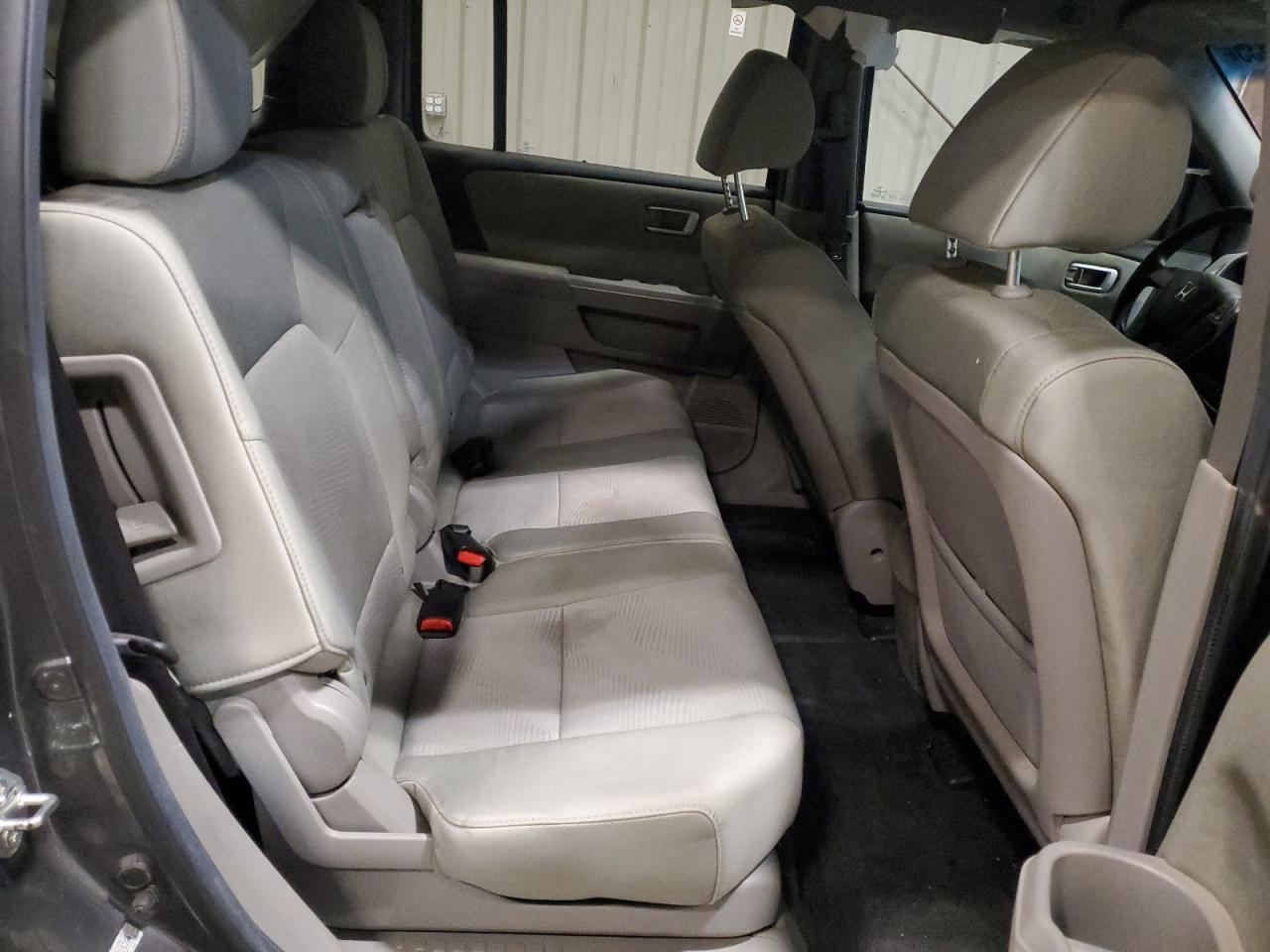 2012 Honda Pilot - Image 11