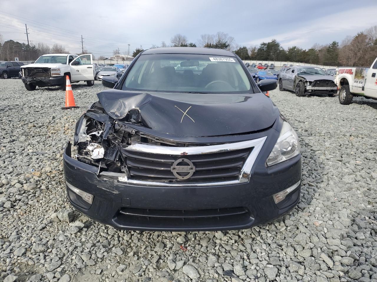 2015 Nissan Altima - Image 5