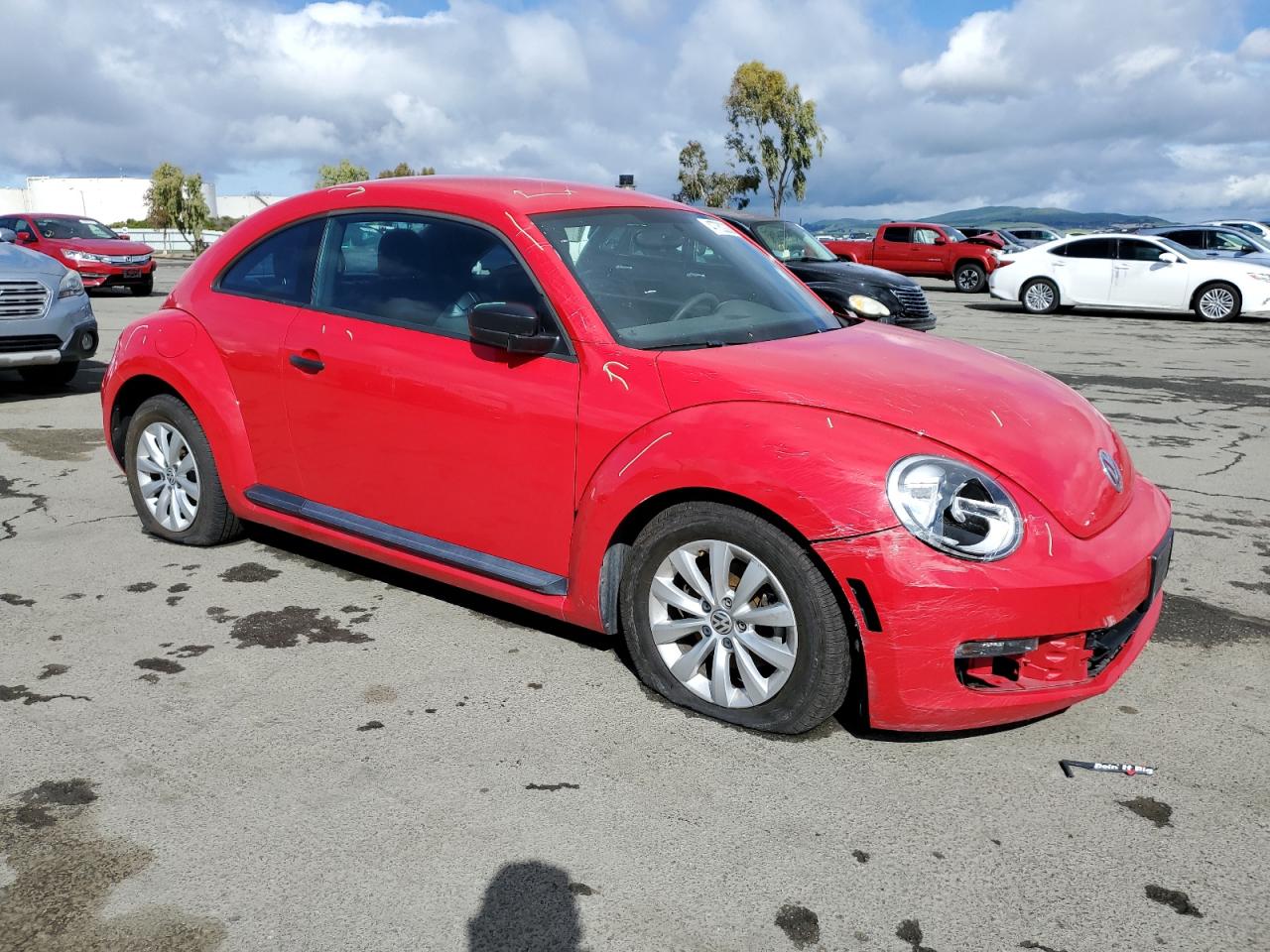 2014 Volkswagen Beetle - Image 4