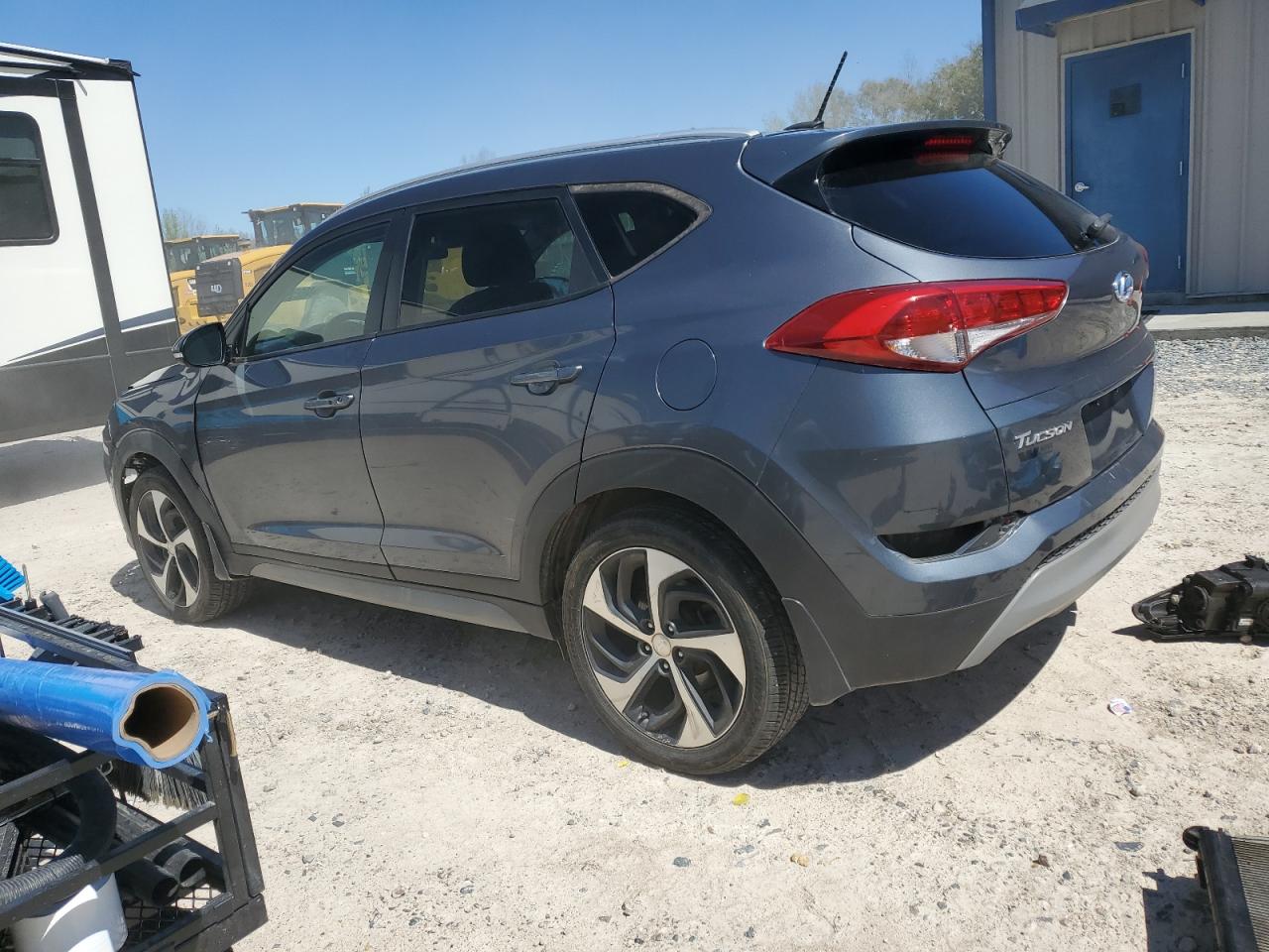 2017 Hyundai Tucson - Image 2