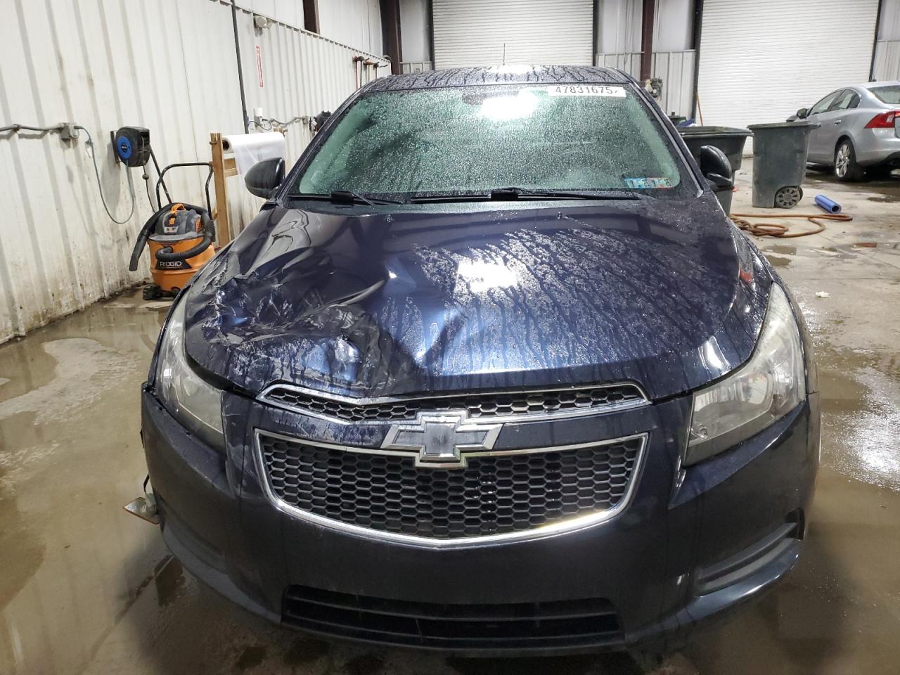2014 Chevrolet Cruze - Image 5