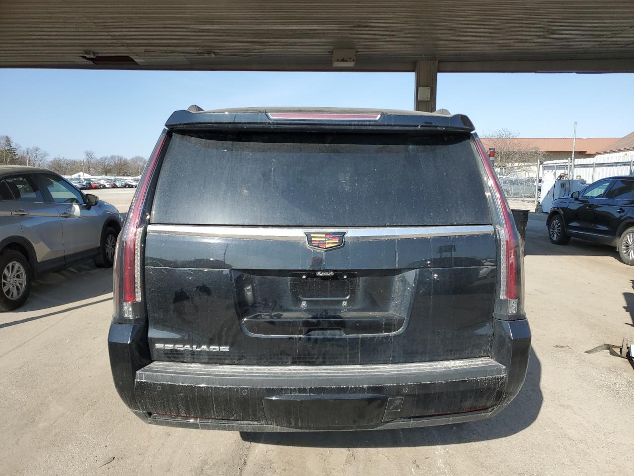2020 Cadillac Escalade - Image 6