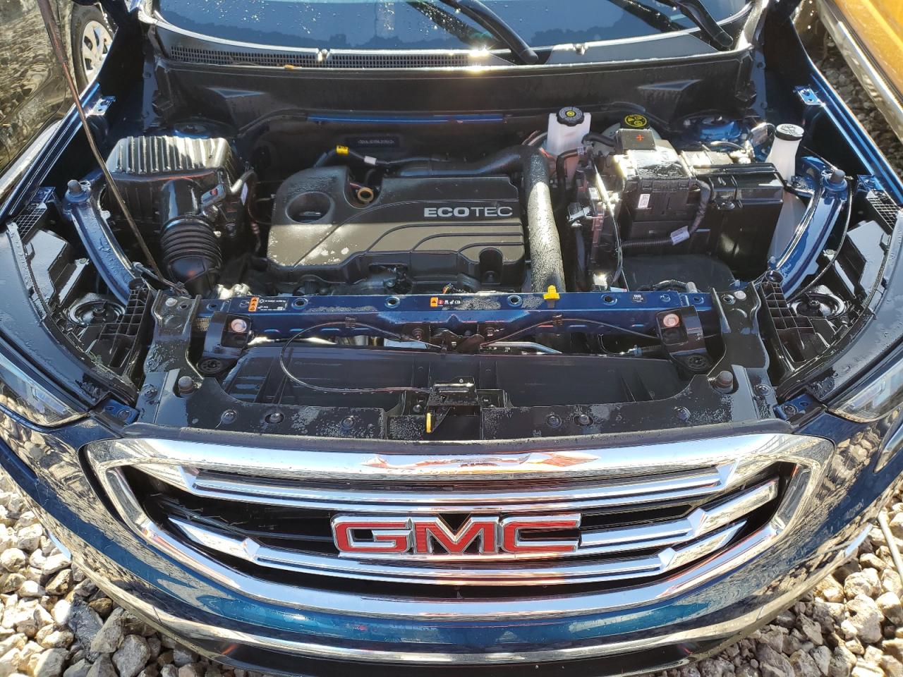 2021 GMC Terrain - Image 13