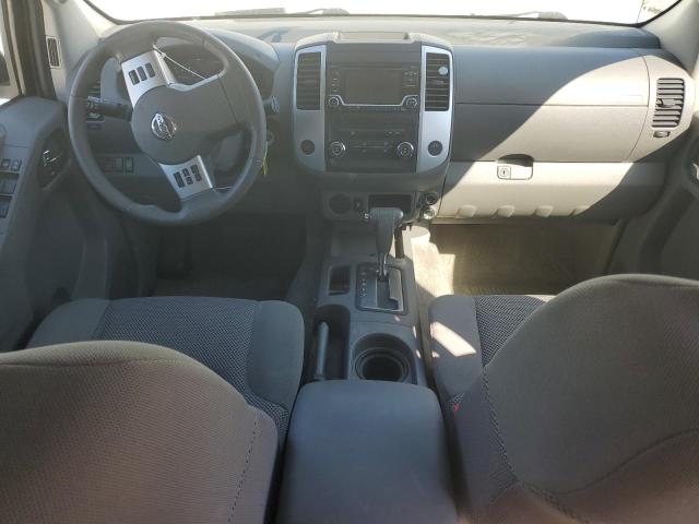 Pickups NISSAN FRONTIER 2016 Biały