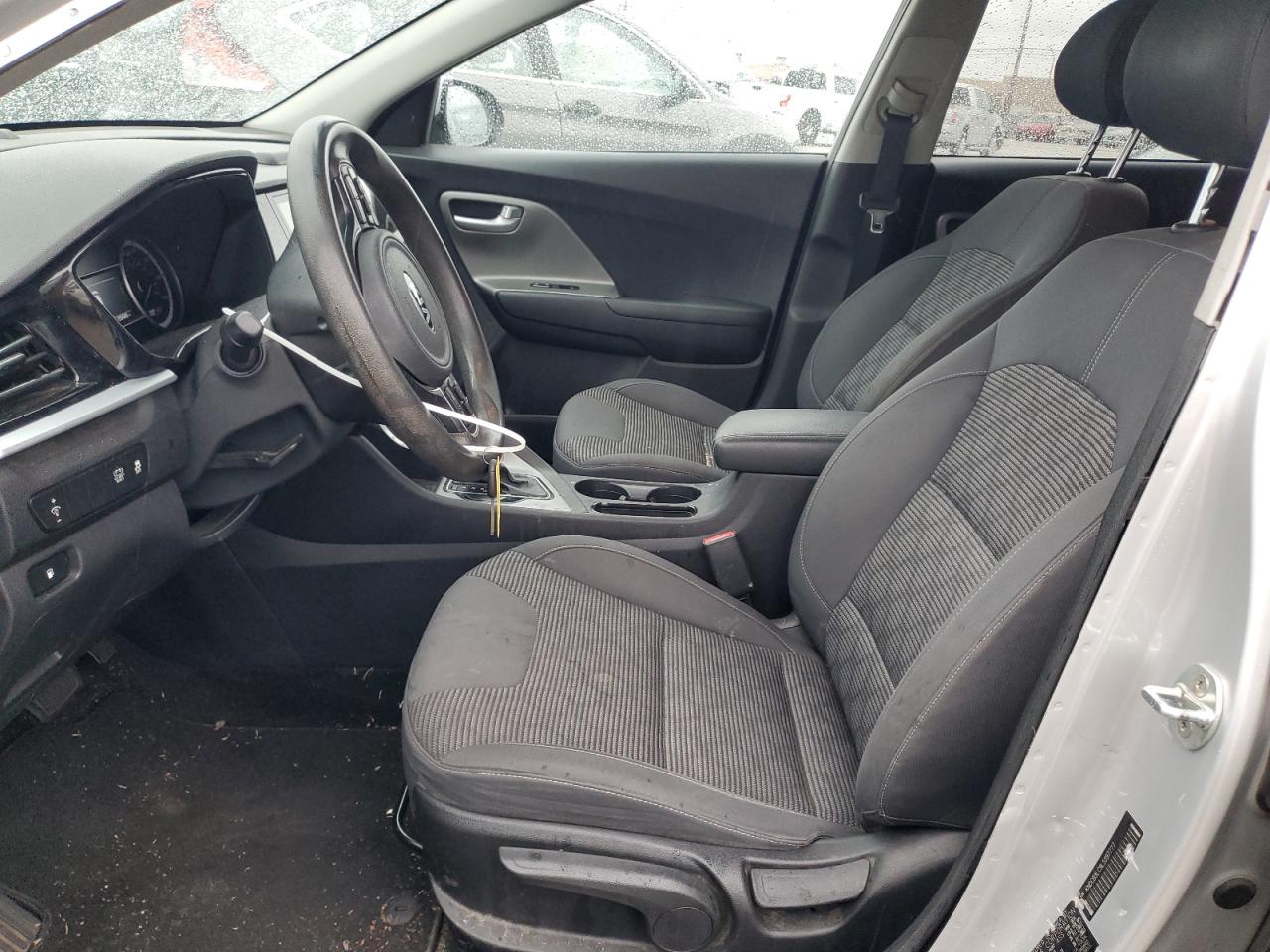 2020 Kia Niro - Image 7