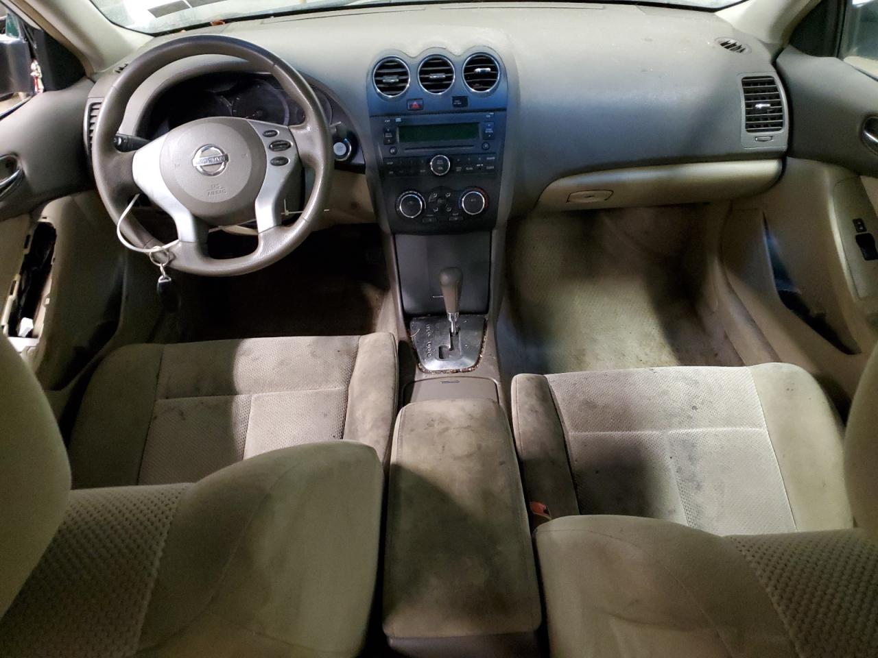 2009 Nissan Altima - Image 8