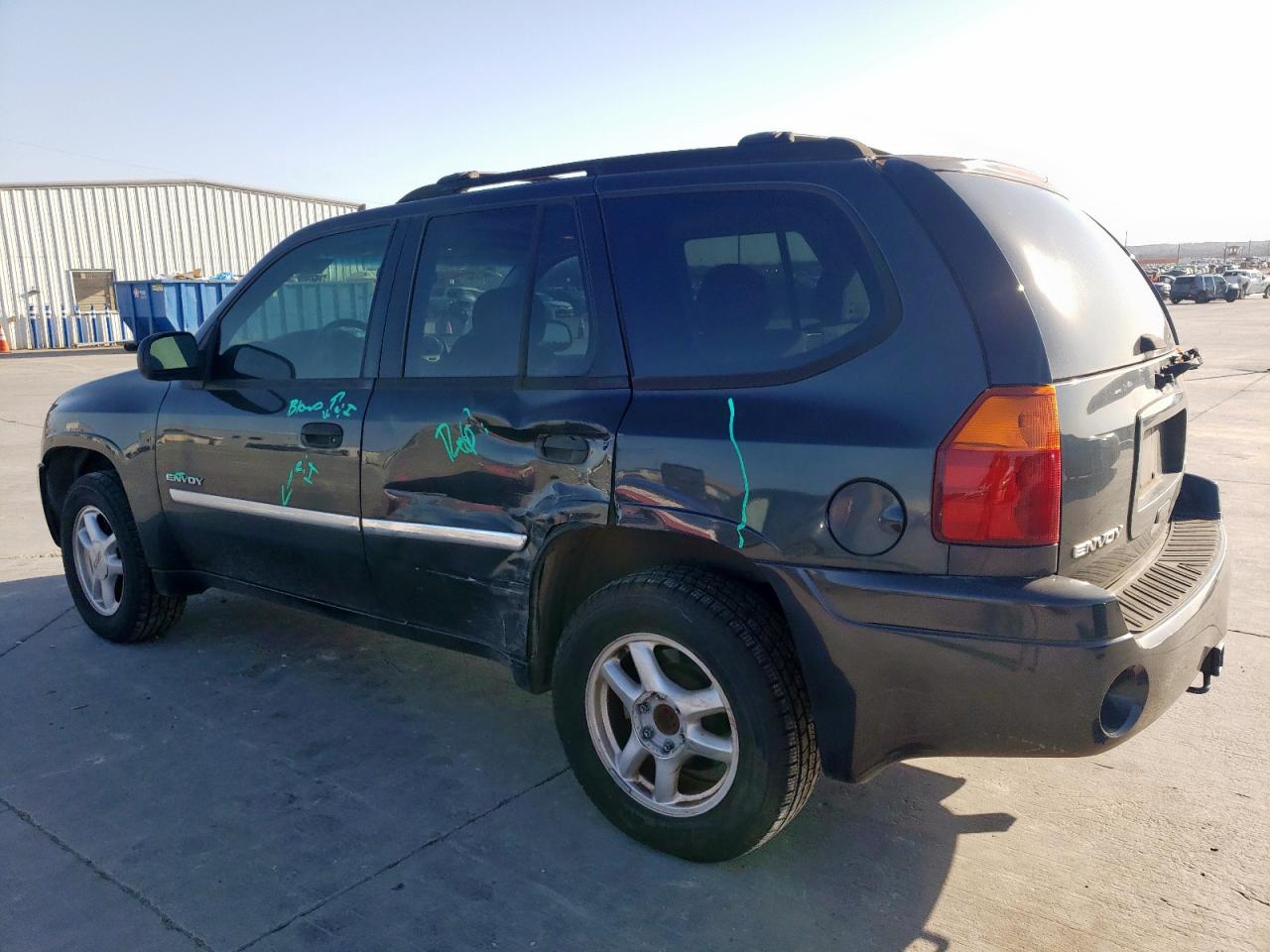 2006 GMC Envoy - Image 2