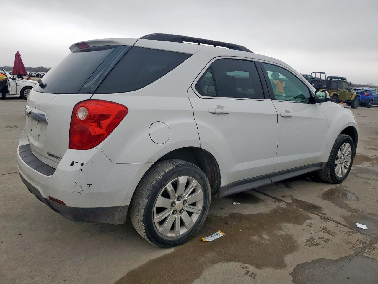 2011 Chevrolet Equinox - Image 3