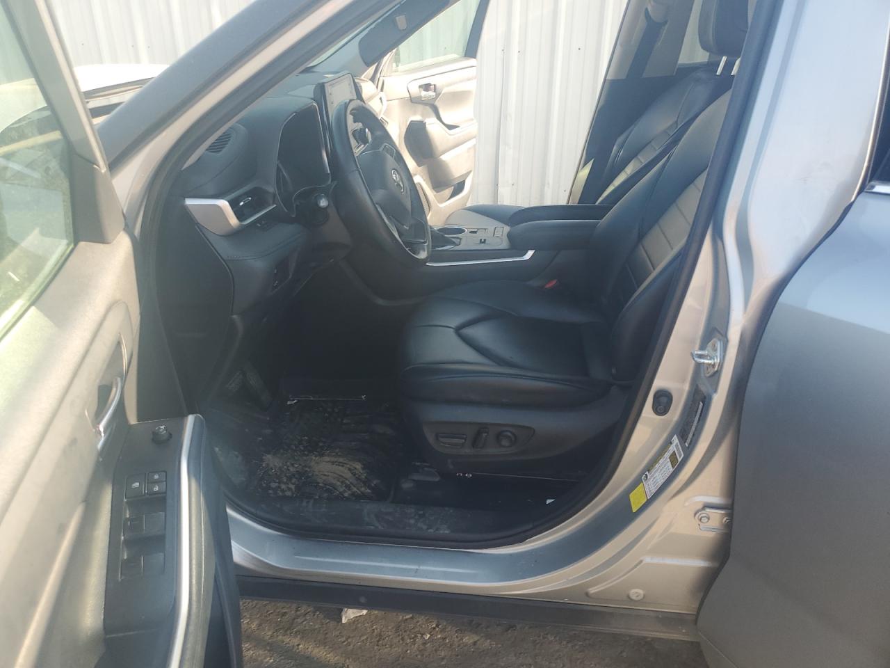 2022 Toyota Highlander Xle VIN: 5TDGZRAH8NS118198 Lot: 48530815