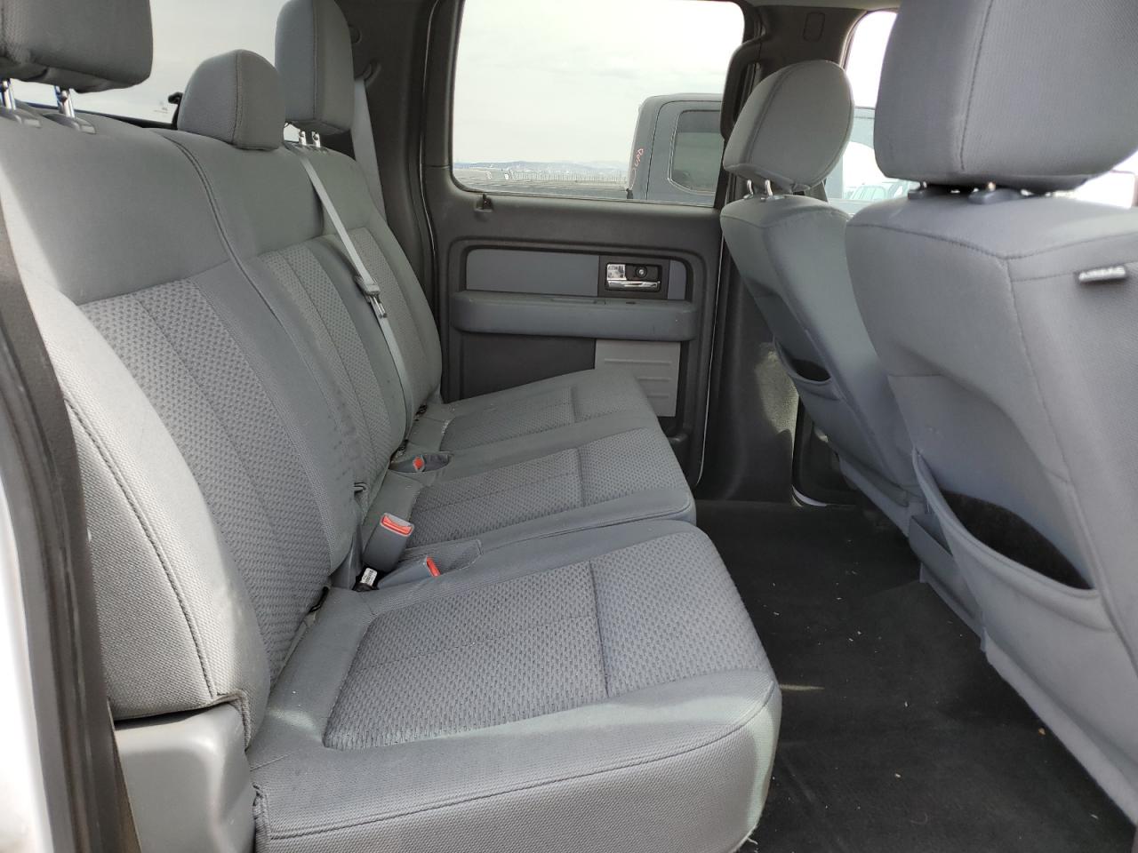 2013 Ford F-150 - Image 10
