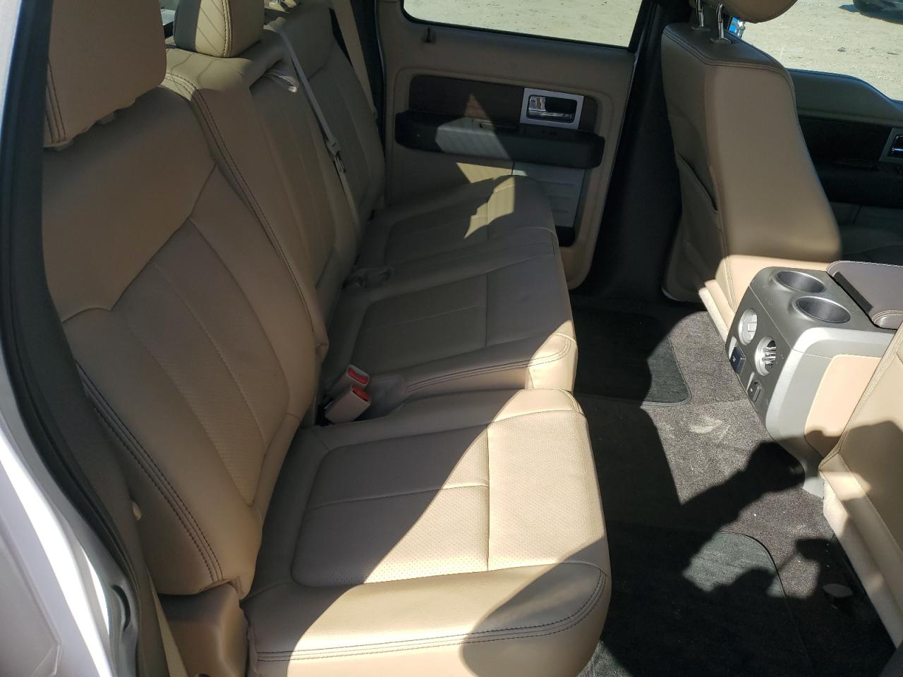 2014 Ford F-150 - Image 10
