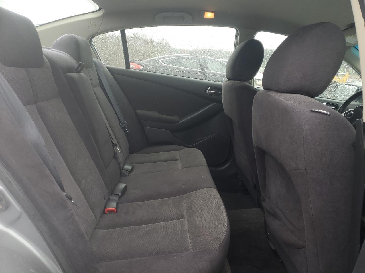 2009 Nissan Altima - Image 11