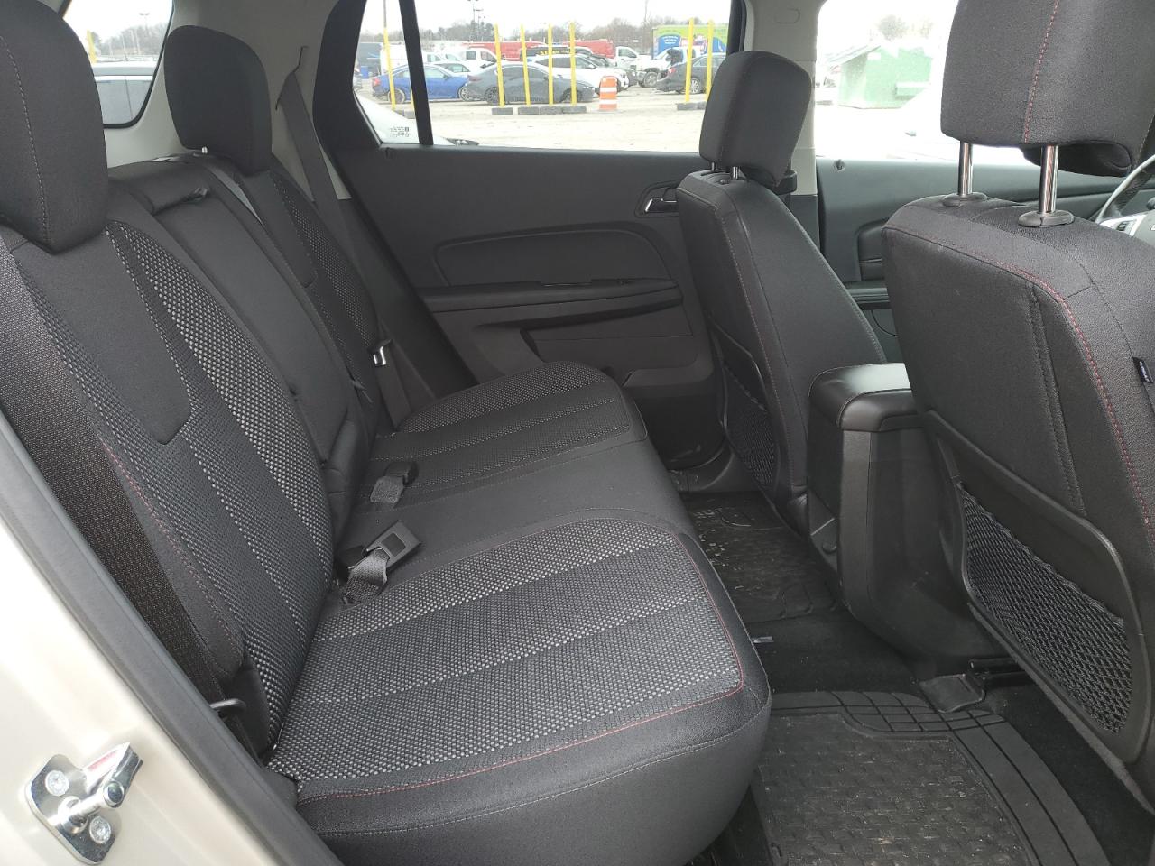 2015 GMC Terrain - Image 11