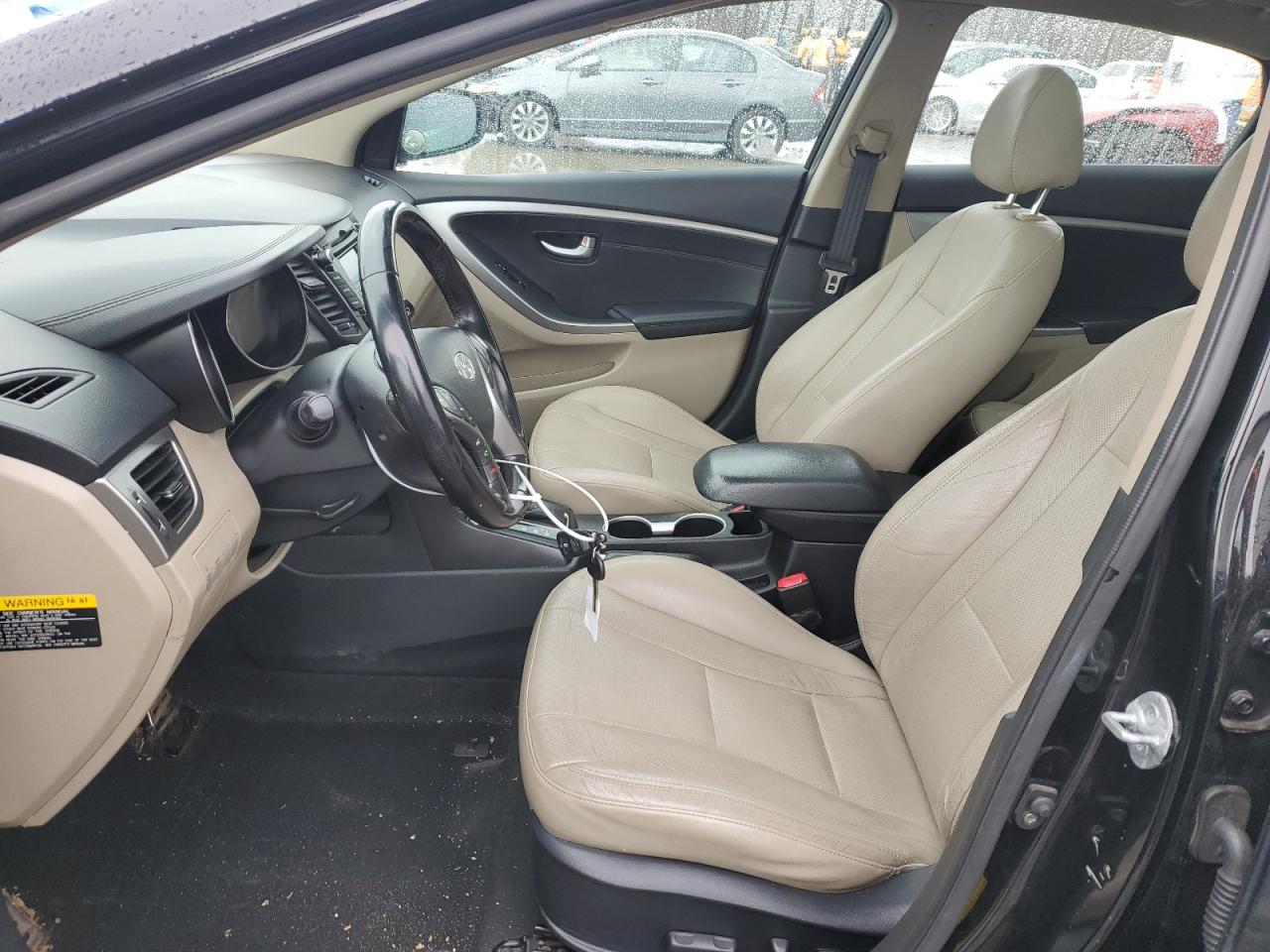 2013 Hyundai Elantra - Image 7