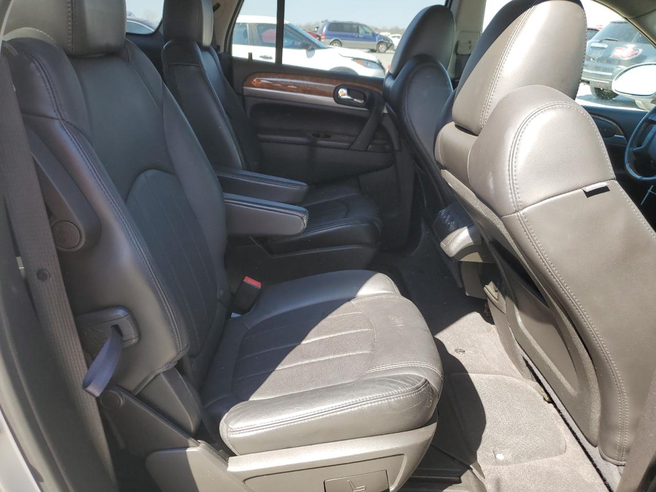 2012 Buick Enclave - Image 11