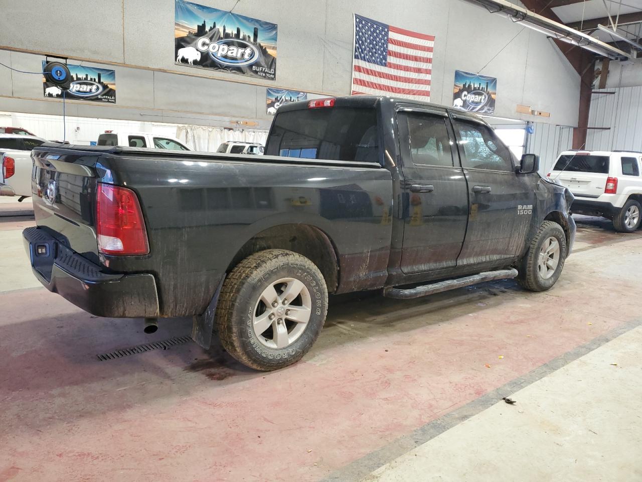 2016 RAM 1500 - Image 3