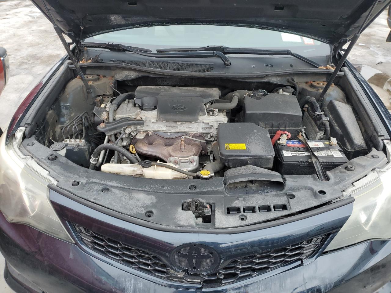 2012 Toyota Camry - Image 11