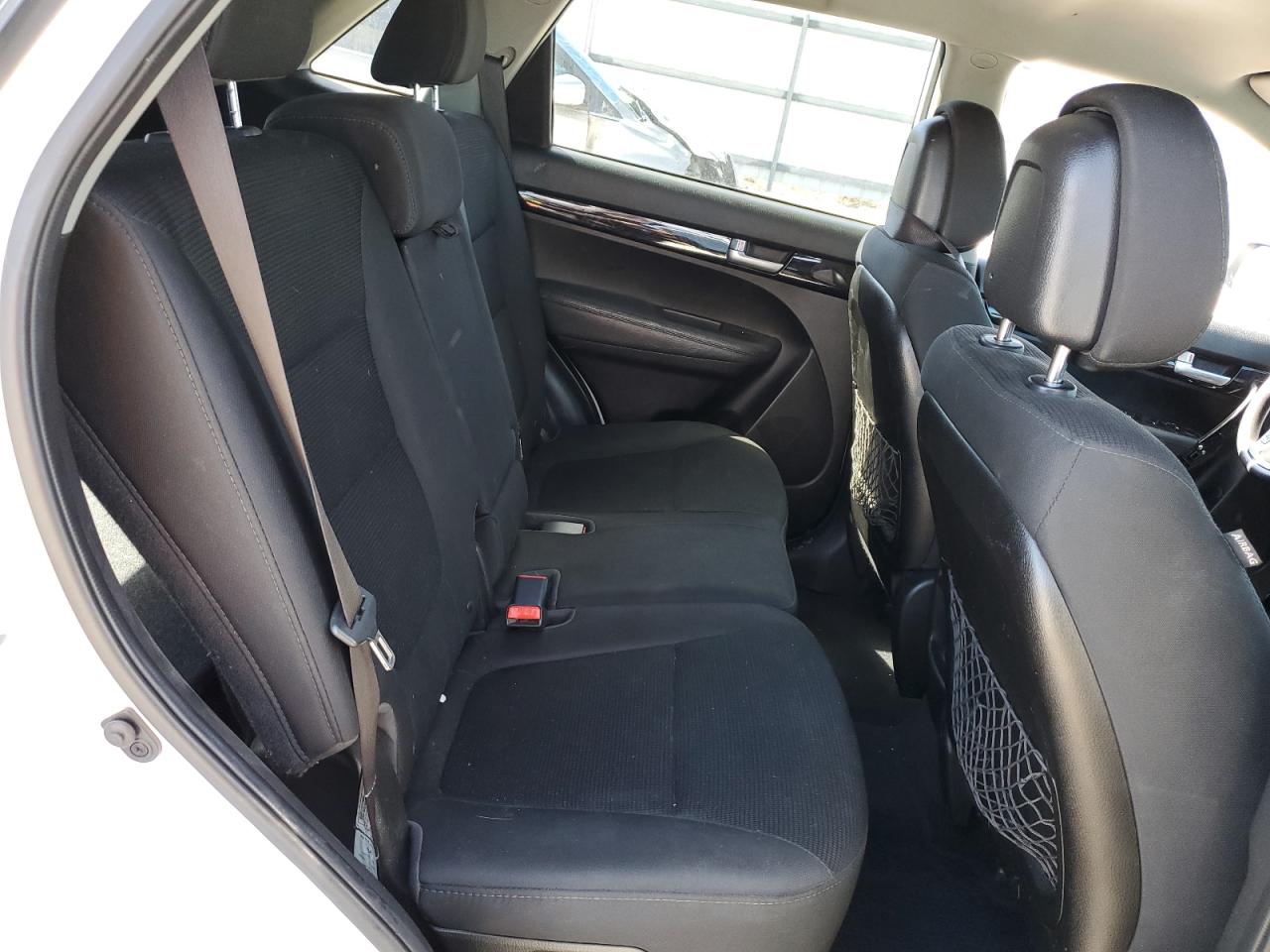 2014 Kia Sorento - Image 11