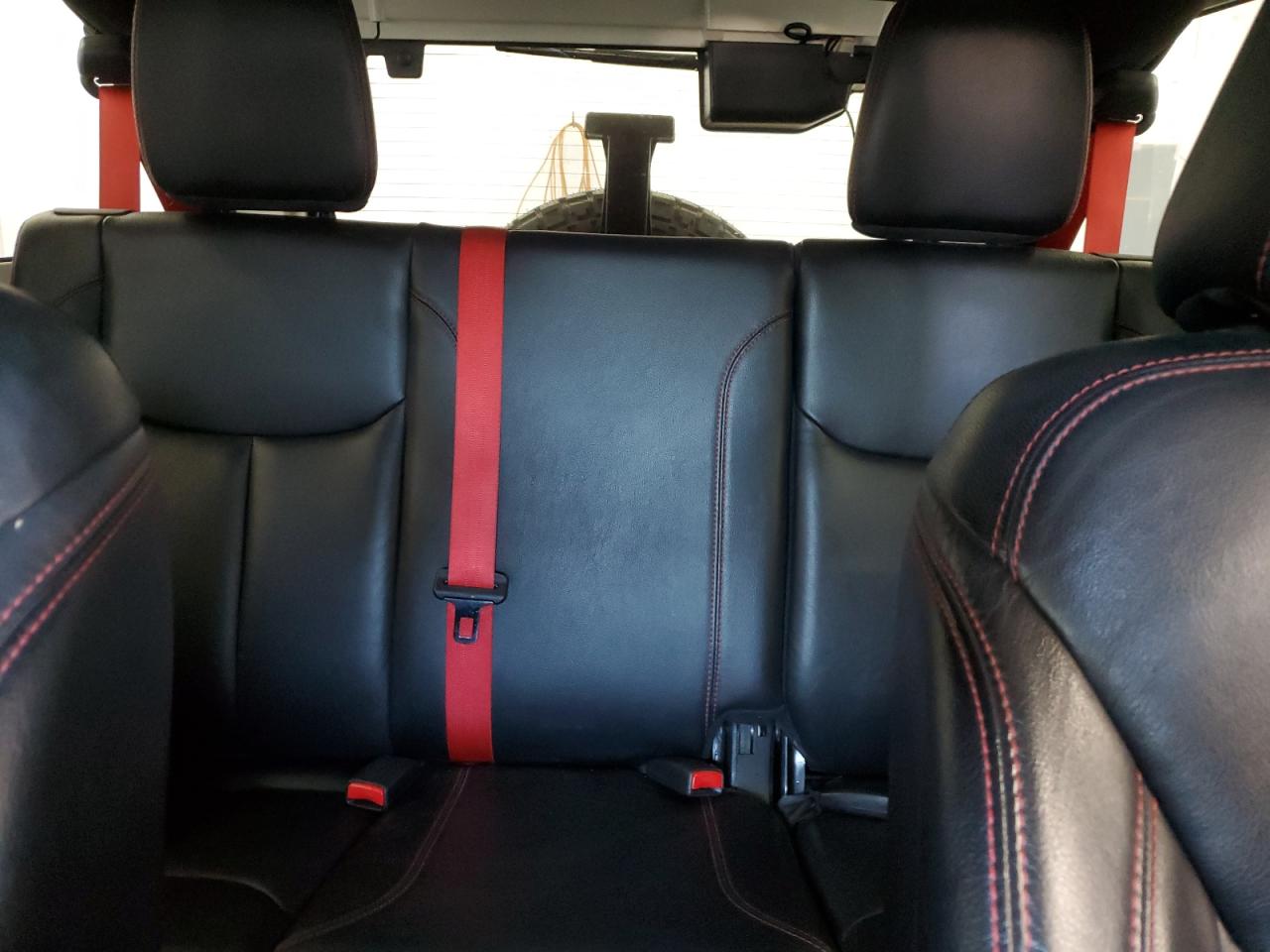 2017 Jeep Wrangler - Image 10