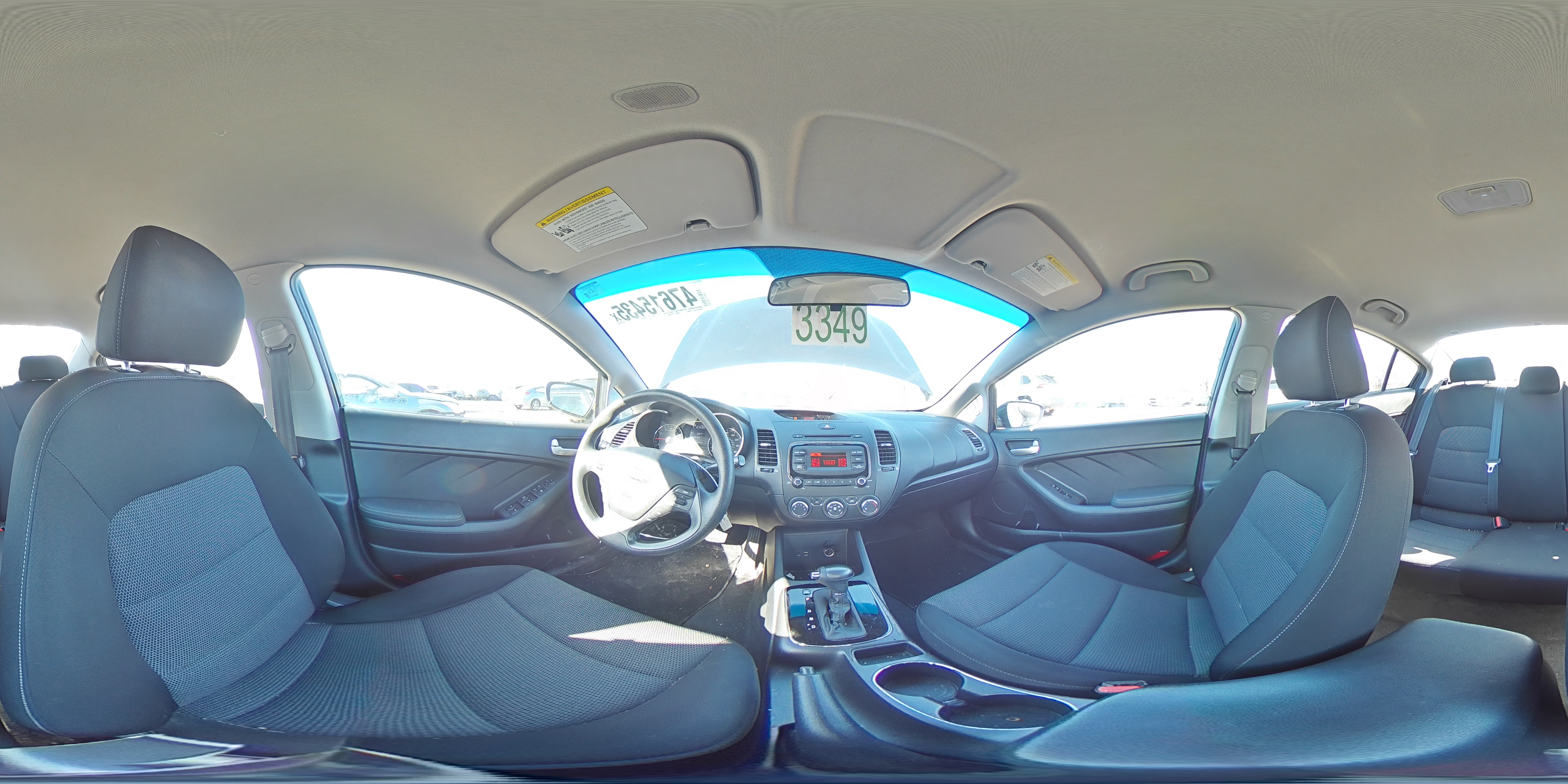 2017 Kia Forte - Image 13