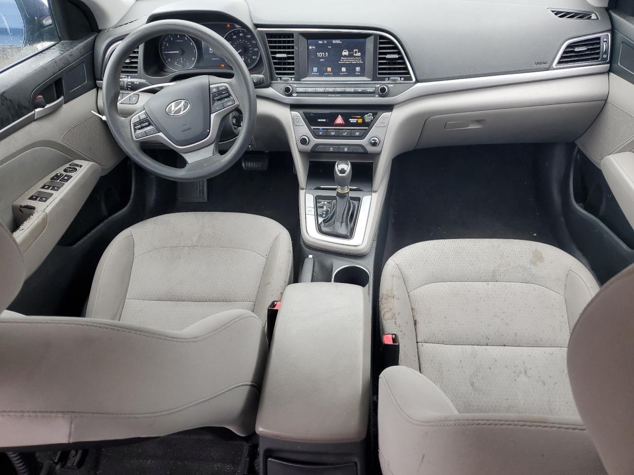 2018 Hyundai Elantra - Image 8