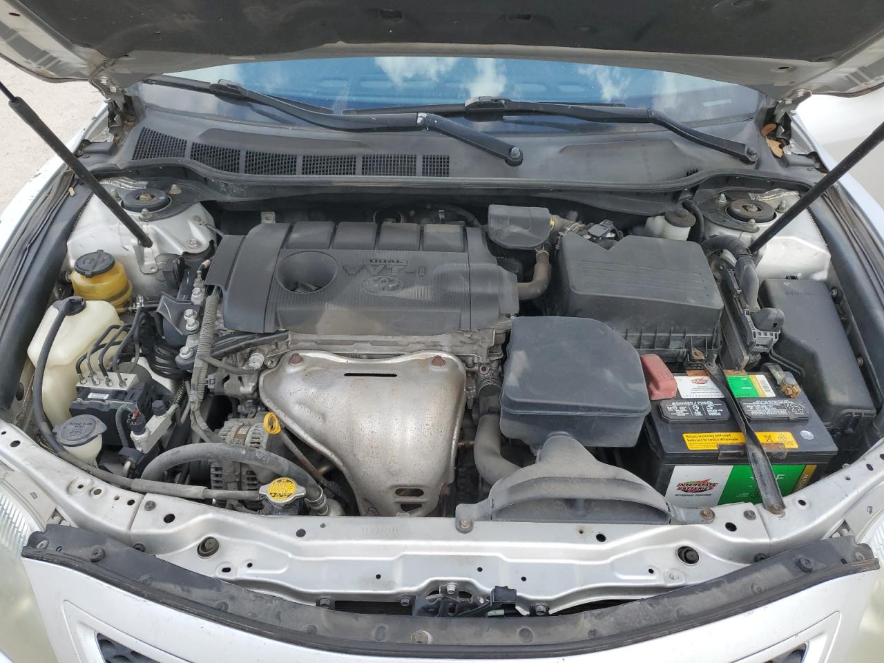 2011 Toyota Camry - Image 11