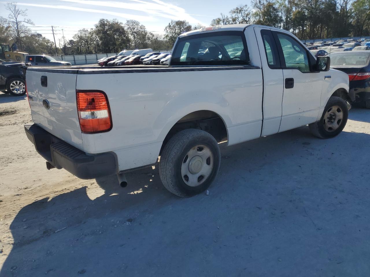 2005 Ford F-150 - Image 3