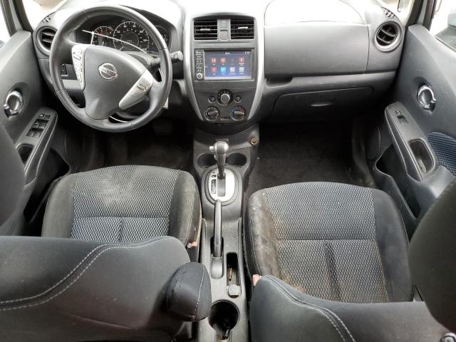  NISSAN VERSA 2019 Srebrny