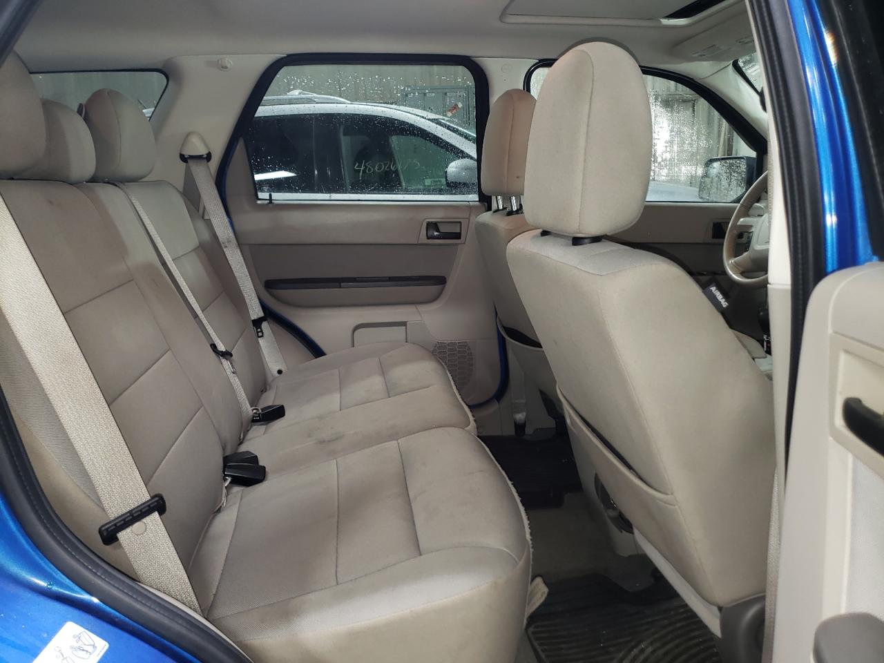 2012 Ford Escape - Image 10
