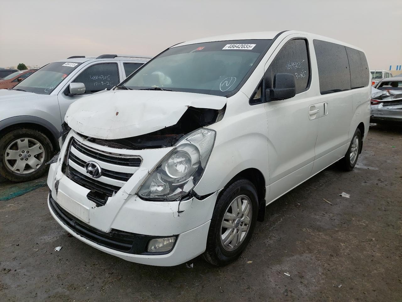 KMJWA37R4HU891017 - 2006 Hyundai H1 - #48642035