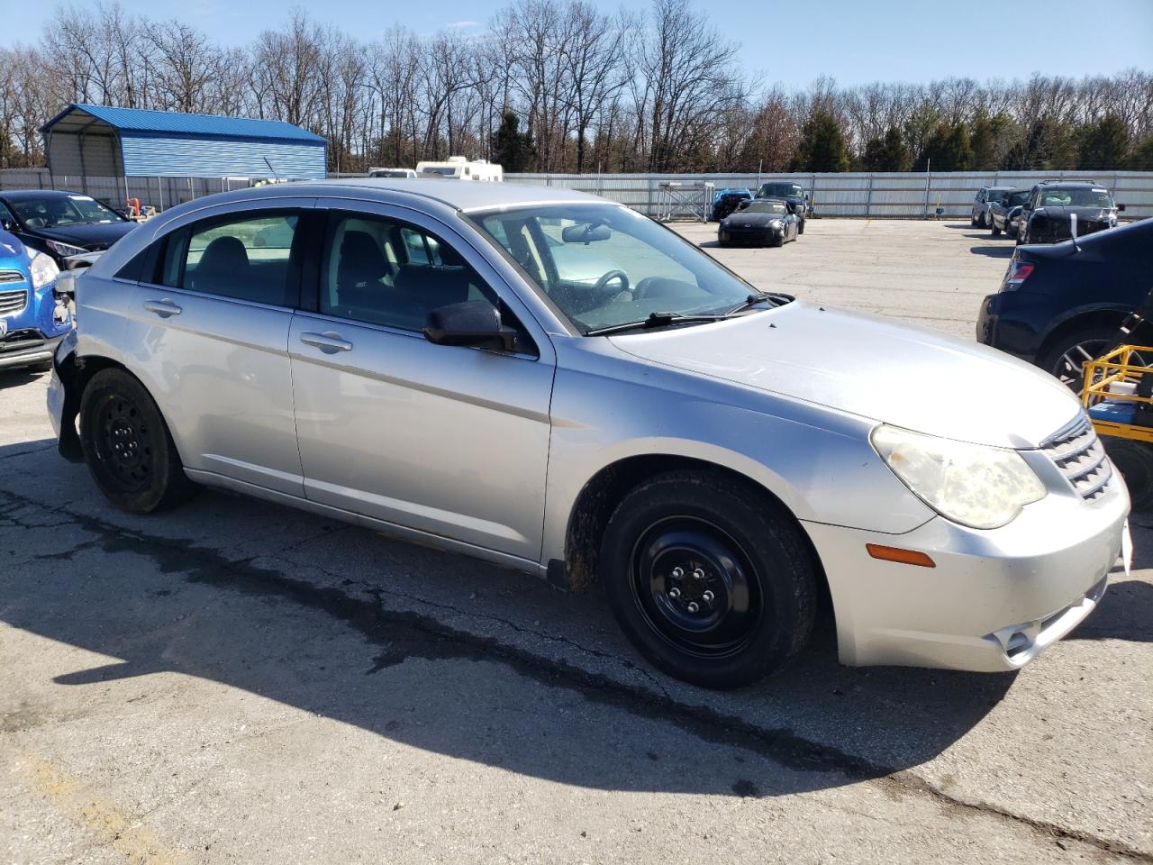 2010 Chrysler Sebring - Image 4
