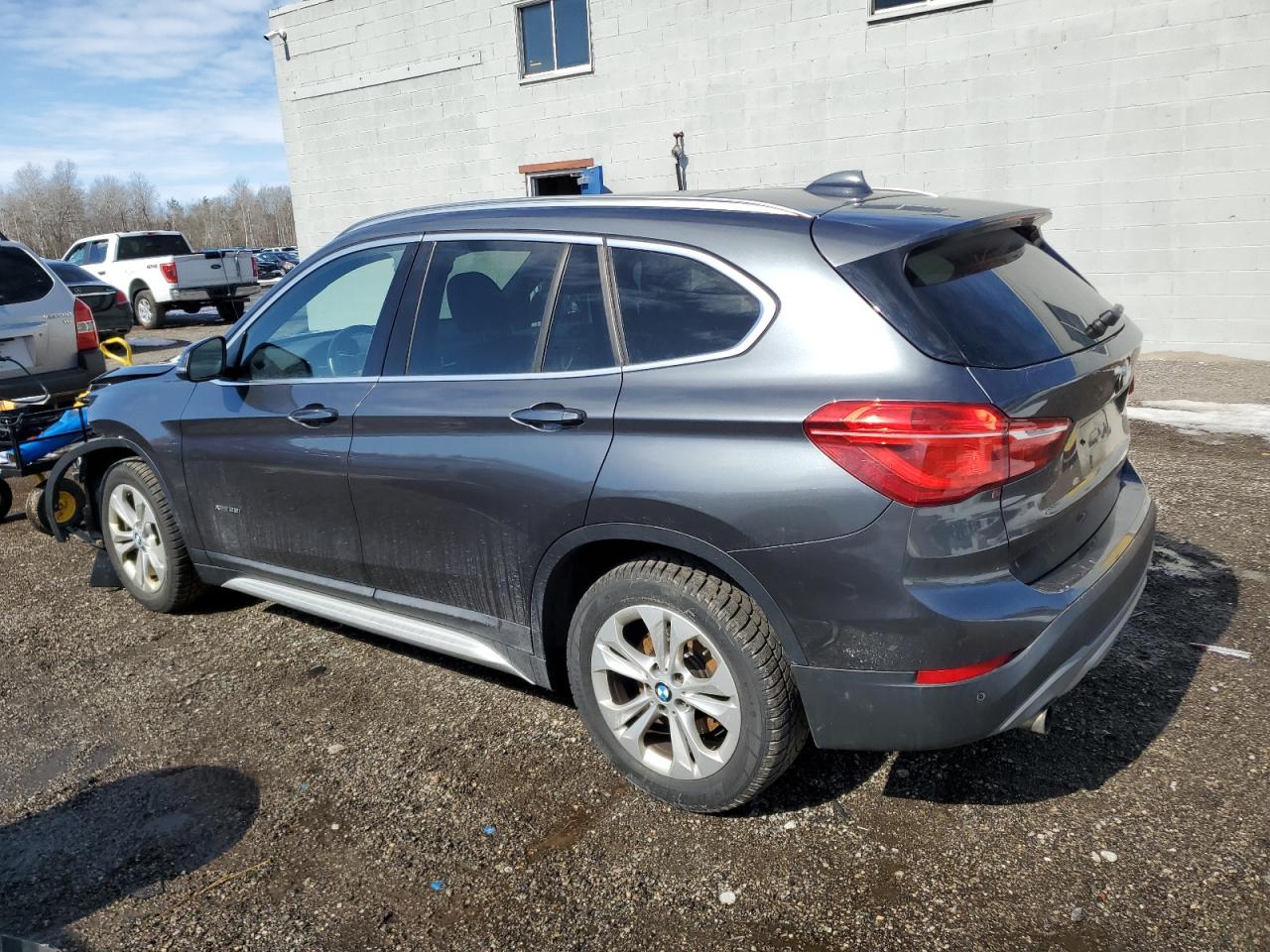 2016 BMW X1 - Image 2