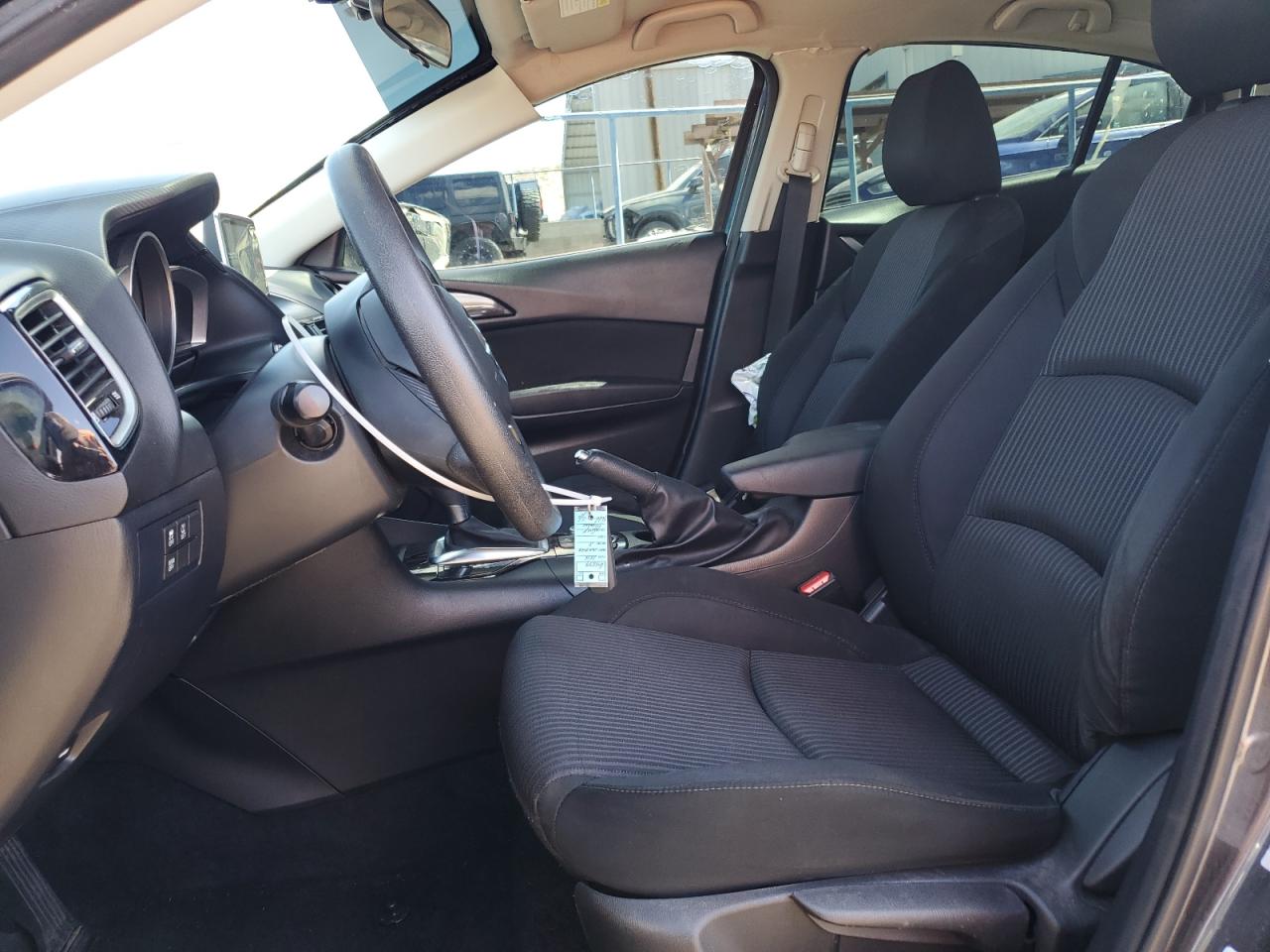 2016 Mazda 3 - Image 7