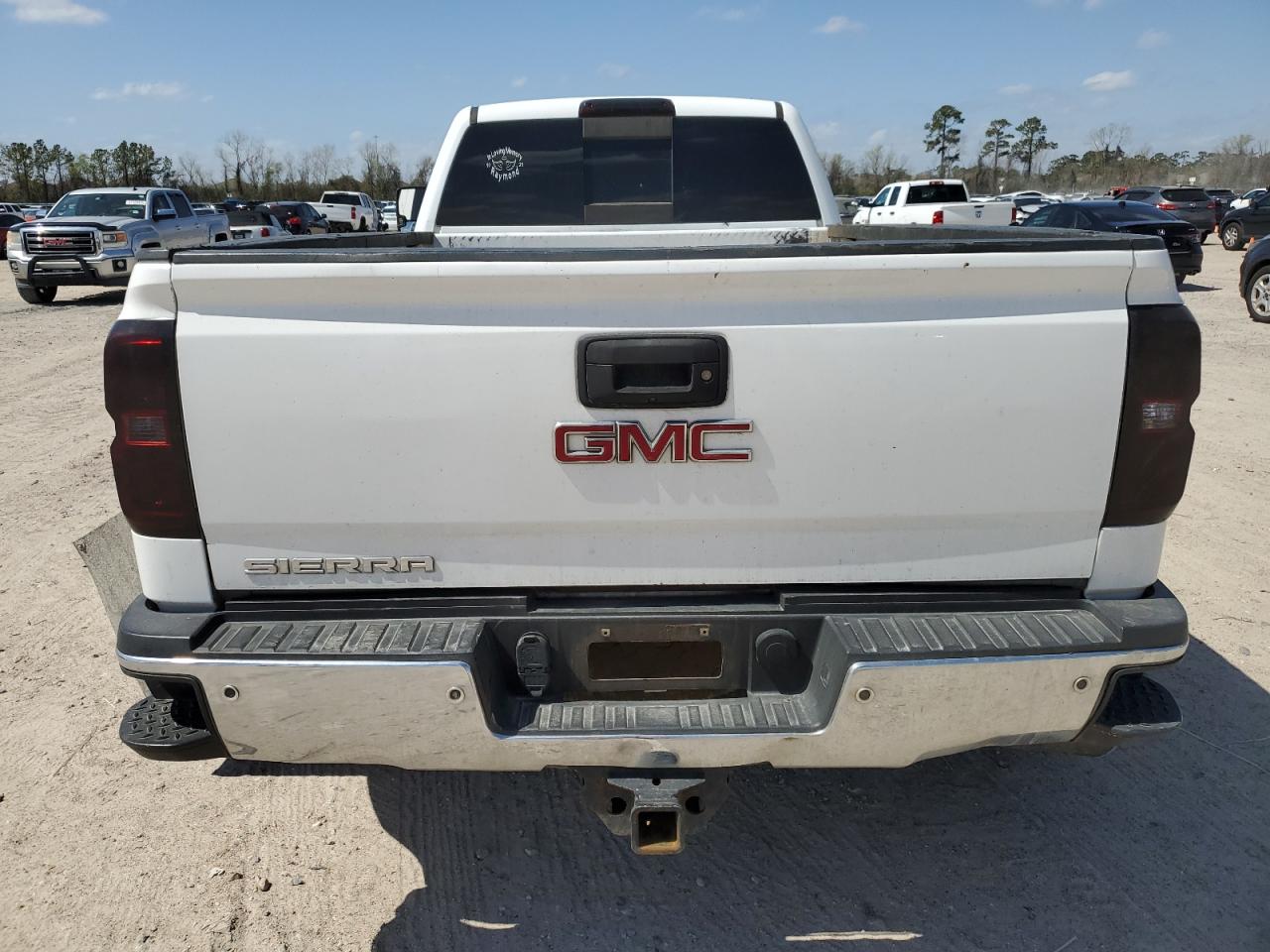 2016 GMC Sierra - Image 6