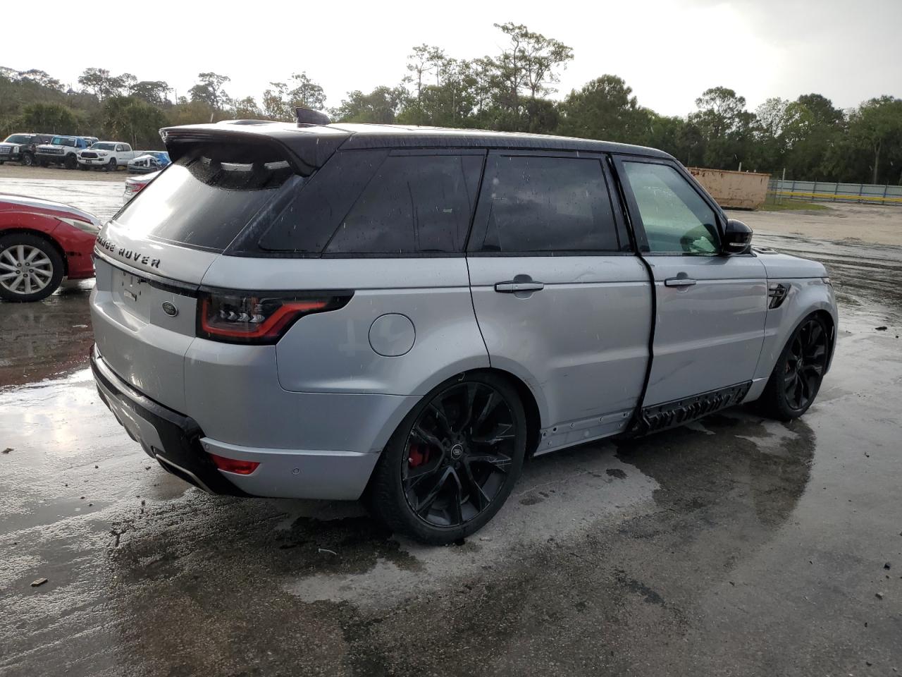 2022 Land Rover Range Rover - Image 3