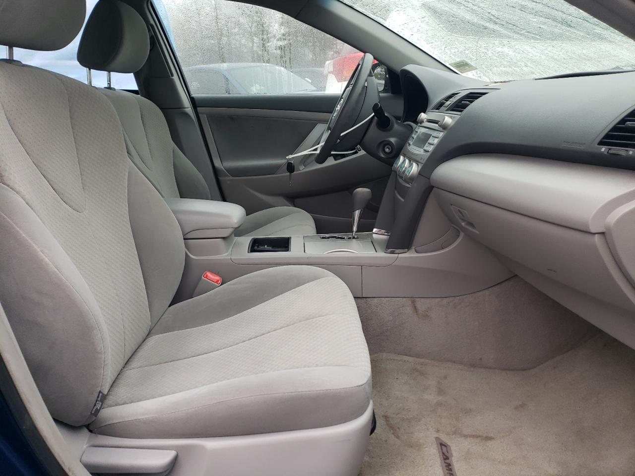 2008 Toyota Camry - Image 7