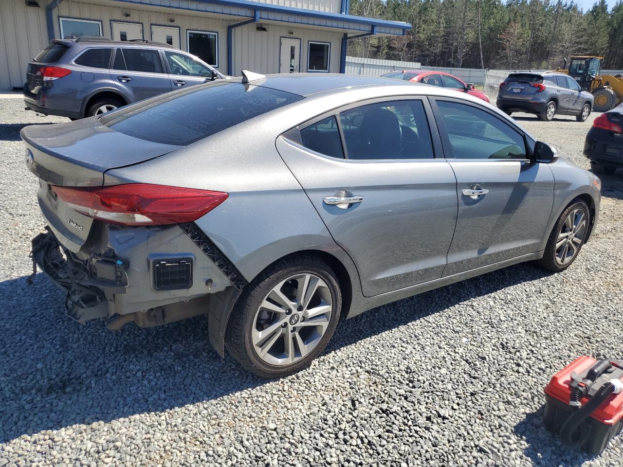 2017 Hyundai Elantra - Image 3