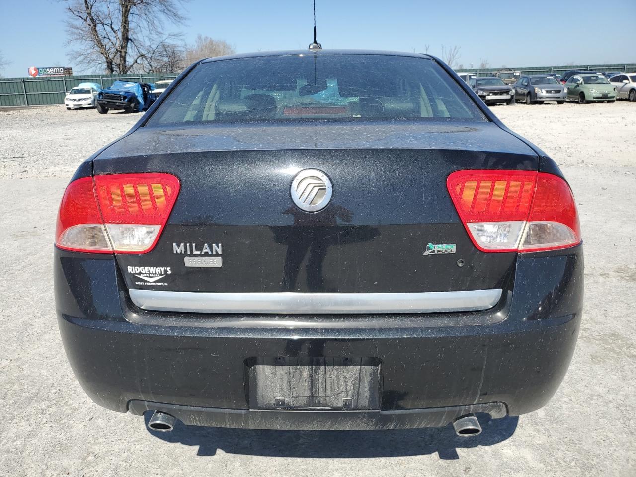 2010 Mercury Milan - Image 6
