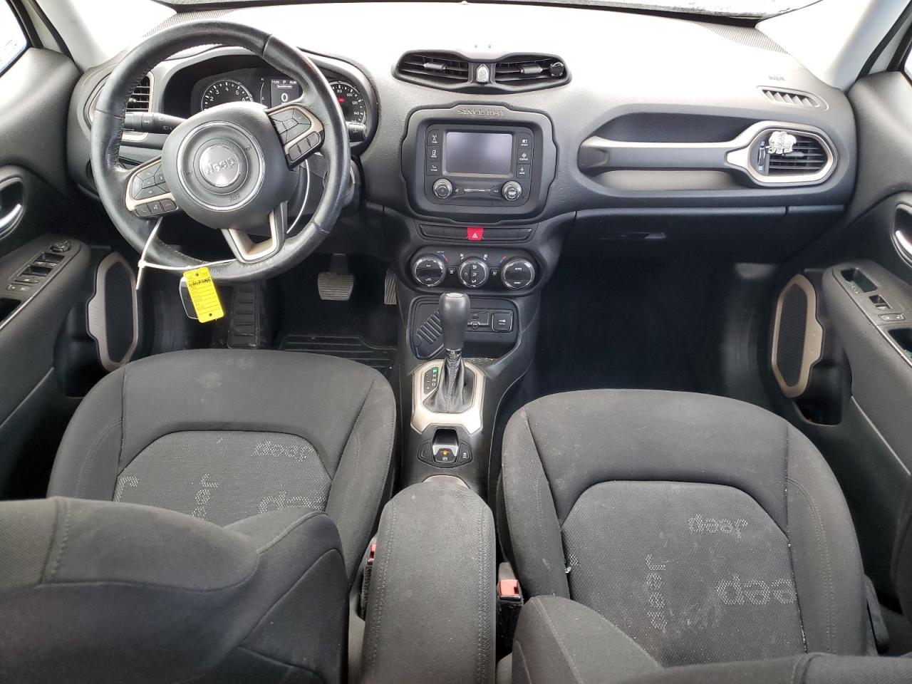 2015 Jeep Renegade - Image 8
