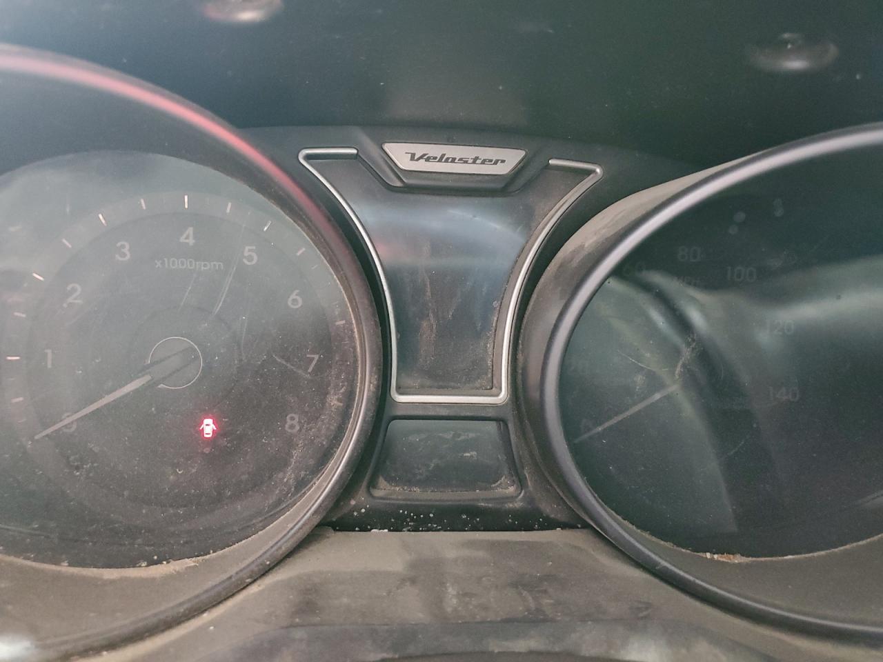 2014 Hyundai Veloster - Image 9